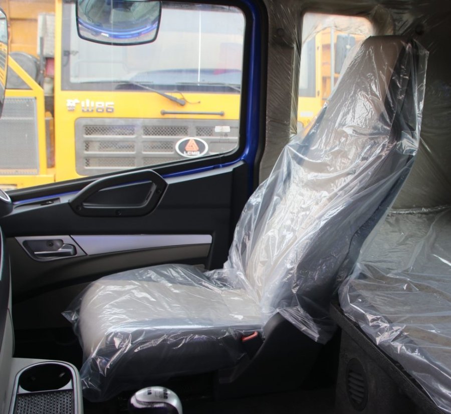 used HOWO tractor trucks 1