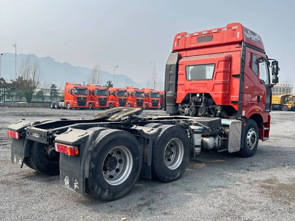 FAW tractor
